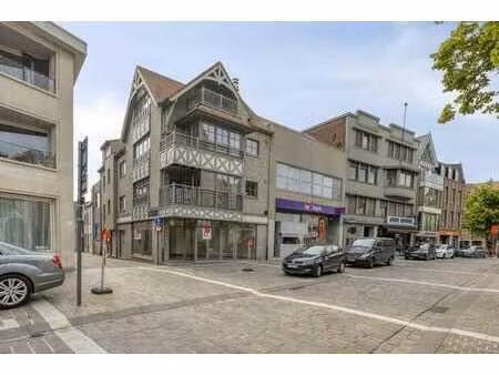 espace commercial à louer à torhout  près du markt and burg
