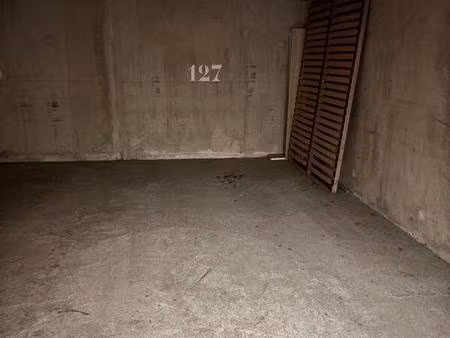 parking à louer