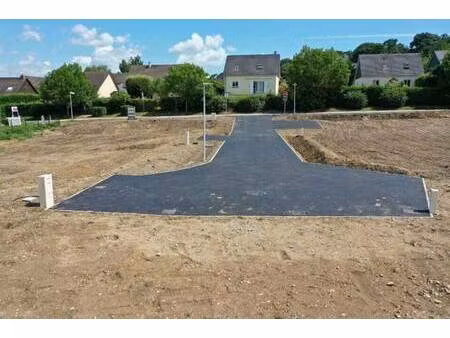 terrain constructible viabilisé à vendre