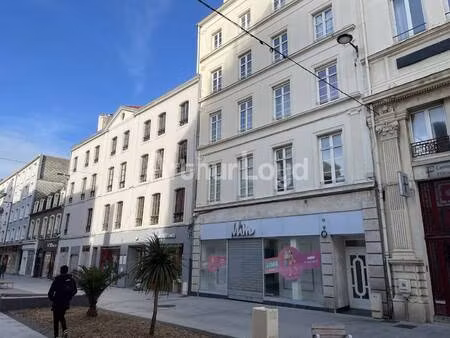 local commercial à louer
