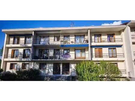 lac et frontiere immobilier