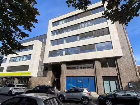 bien professionnel à louer à berchem € 1.600 (lpttc) - cd-vastgoed | zimmo