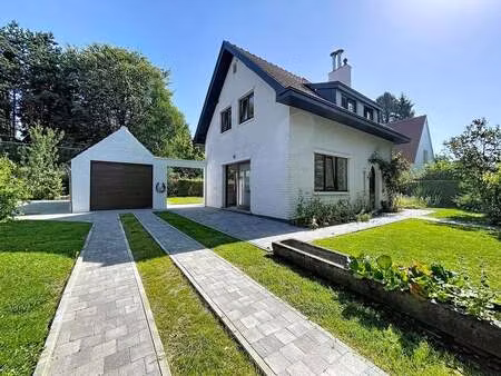 maison à louer à waterloo € 1.650 (lptuq) - by the way immo waterloo | zimmo