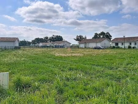 terrain constructible viabilisé à vendre