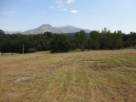 terrain constructible viabilisé à vendre
