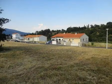 terrain constructible viabilisé à vendre