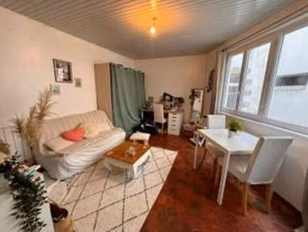 location appartement t1 à vannes (56000) : à louer t1 / 29m² vannes
