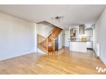 vente appartement 5 pièces 104 m² montigny-le-bretonneux (78180)