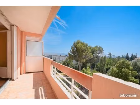 appartement 5 pièces 105 m²