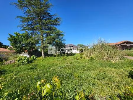 terrain à vendre