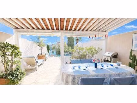 maison grimaud (83)