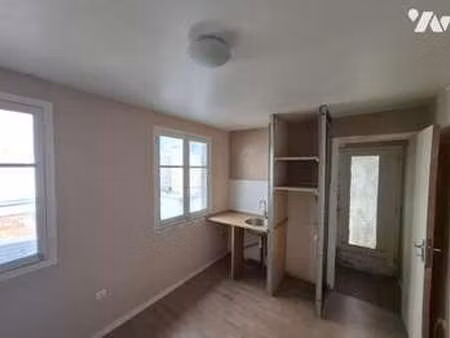 vente bureaux et commerces à ivry-sur-seine (94200) : à vendre / ivry-sur-seine