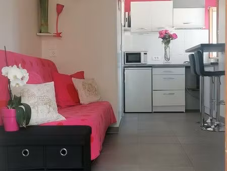 studio zone sophia