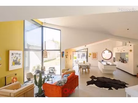 maison 5 pièces 184 m²