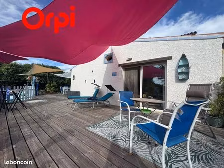 maison 7 pièces 218 m²