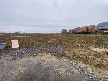 terrain constructible viabilisé à vendre