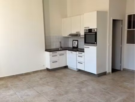location  appartement deux pièces le suquet  cannes 