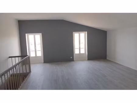 location appartement 3 pièces 75 m² à pugnac (33710)