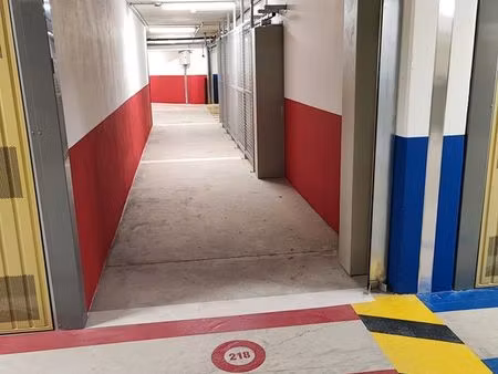parking couvert 1.90 x 50 m petite voiture