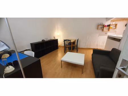 etudiant chambre meublée dans un t4 de 80m2 aix sud proche