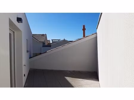 t3 avec double parking  balcon et terrasse au teich