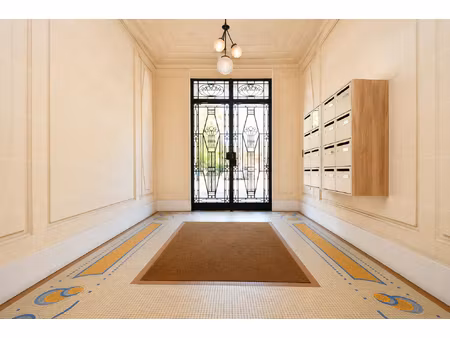 le vesinet centre - 5 mn rer - appartement 82 m² climatise - 2 chambres - cave