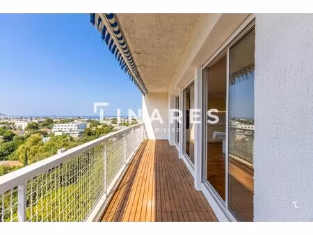 l'horizon - appartement t3 de 81m2 - terrasse de 13 m2 - parking dans la résidence - 13008