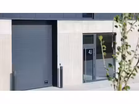 unit 2 – bedrijfsverzamelgebouw den tuft