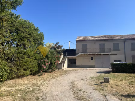 jolie maison mitoyenne 2 chambres