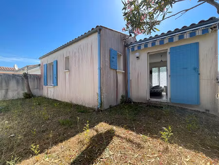 à deux pas de la plage de foulerot  agréable maison avec jardin et garage