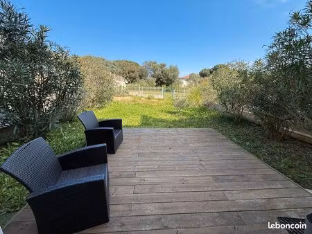calvi prox centre et plage - t3 avec jardinet