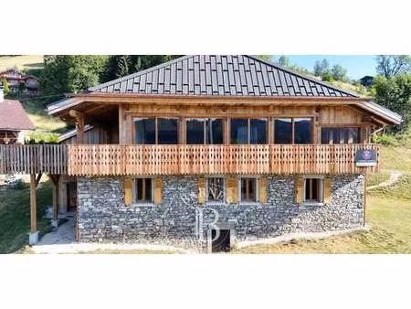chalet avec vue panoramique et terrasse les gets (74)