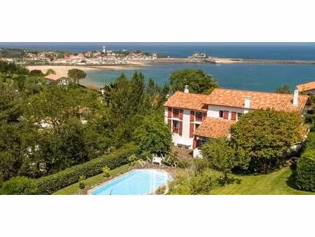 maison avec piscine ciboure (64)