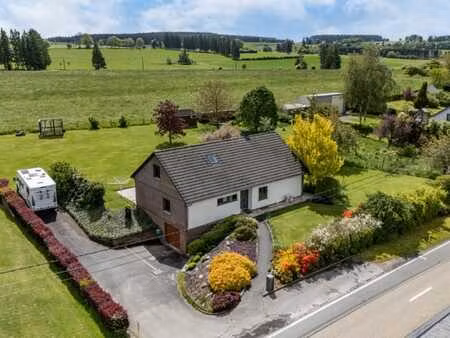 maison 4 façades sur un magnifique terrain de 54 ares