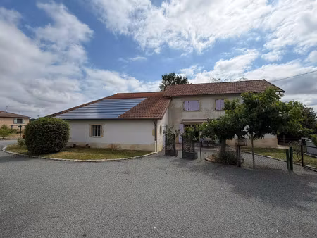 location maison 6 pièces 192 m² à noailly (42640)