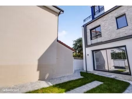 location maison neuve 2026 – 5p 86m2 - 3ch avec 53m2 de jardin - 400 m du rer hyper centre