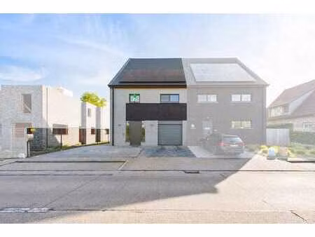 moderne instapklare woning met 3 slaapkamers te zedelgem
