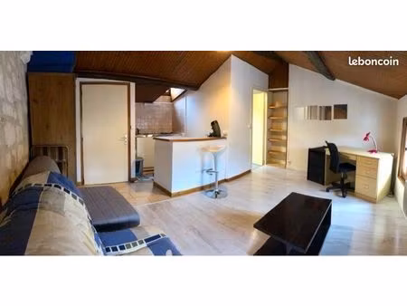 studio 25 m2 hyper centre angoulême