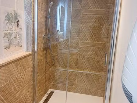 magnifique appartement f2 rénové et climatisé en campagne