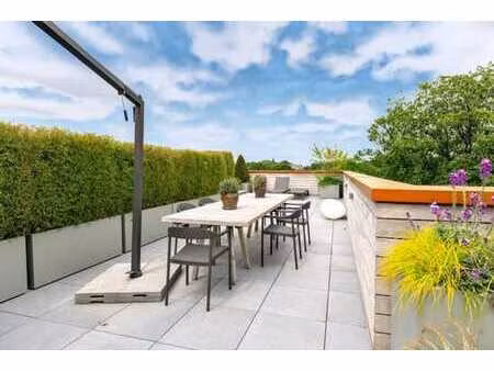 superbe penthouse +/- 239 m2 + terrasse 80m² sud