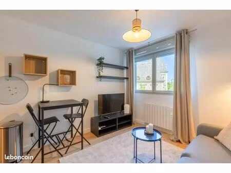studio 1 pièce 20 m²