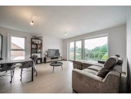 appartement 2 chambres avec balcon et parking couvert