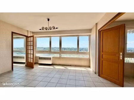 appartement 3 pièces 77 m²