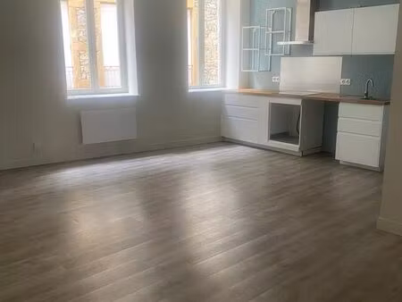 appartement t3 entièrement rénové