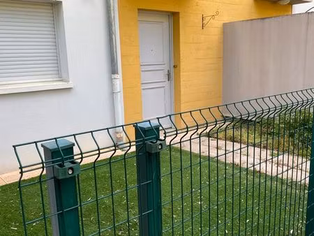 duplex t4 vue saone avec terrasse+jardinet+garage ferme