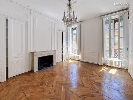 appartement 3 pièces 107 m²