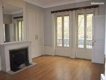 appartement 2 pièces 74 m²