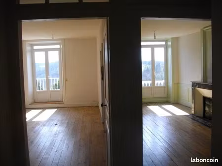 appartement centre ville nontron