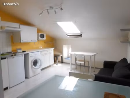t2 meuble 35m2 495ec/c gare centre ville