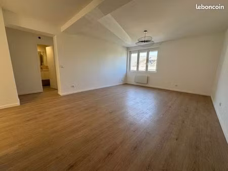 appartement 3 pièces 55 m²